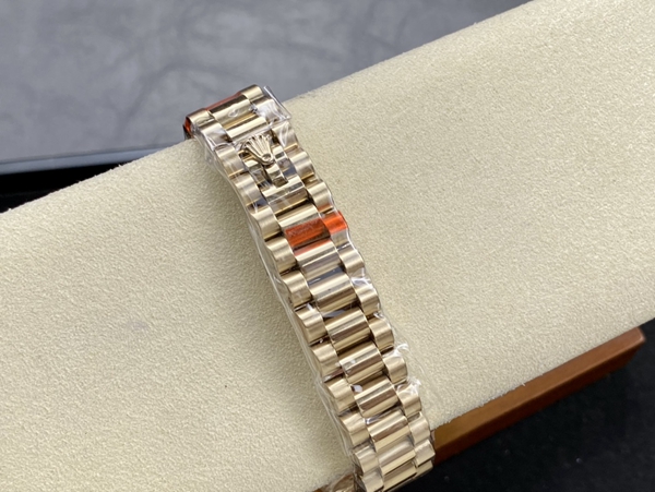 激安ロレックス着用イメージ